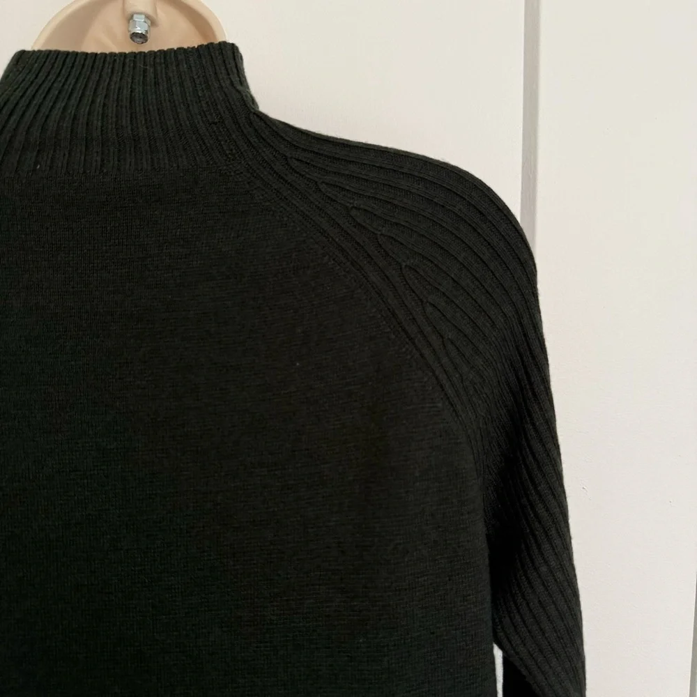 Ann Mashburn - Hadley Milano-Stitch Dress - Bottle Green Extra Fine Merino Wool - Picture 12 of 15
